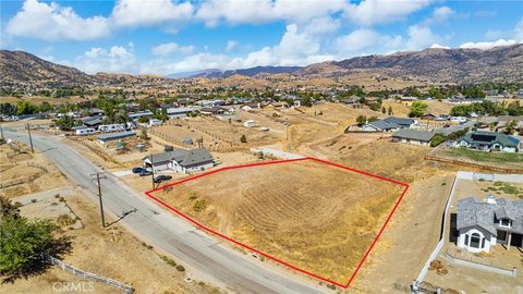 Land, Tehachapi, CA