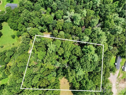 LAND - Hendersonville, NC
