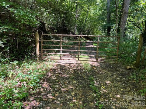 LAND - Collettsville, NC