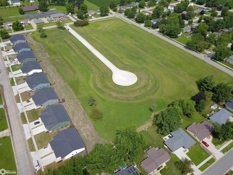Land, Grinnell, IA