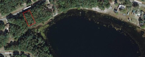 Land on Live Oak Lake