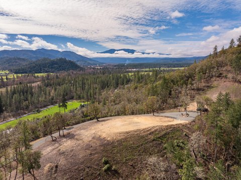 Residential Land in Grants Pass
