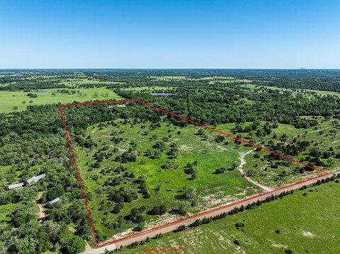 Timbered Hunting and Recreation Land