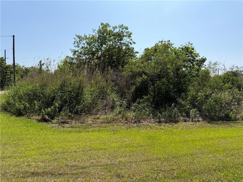Land, Buras, LA