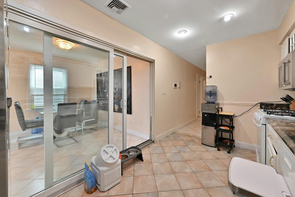 Picture 30