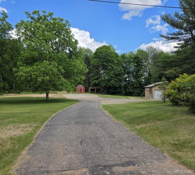 LAND - Iron Mountain, MI