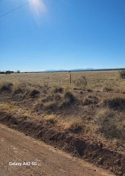 Land, Edgewood, NM