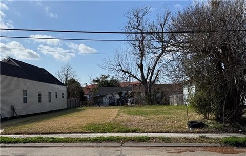 Residential Lot in St. Bernard