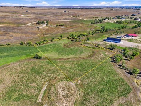 LAND, Belle Fourche, SD