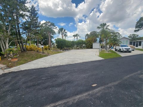 Sarasota Lakes RV Lot
