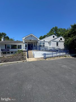 Renovated Office Suite with Parking