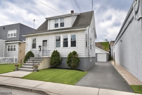 Lodi Multi-Family Home For Sale