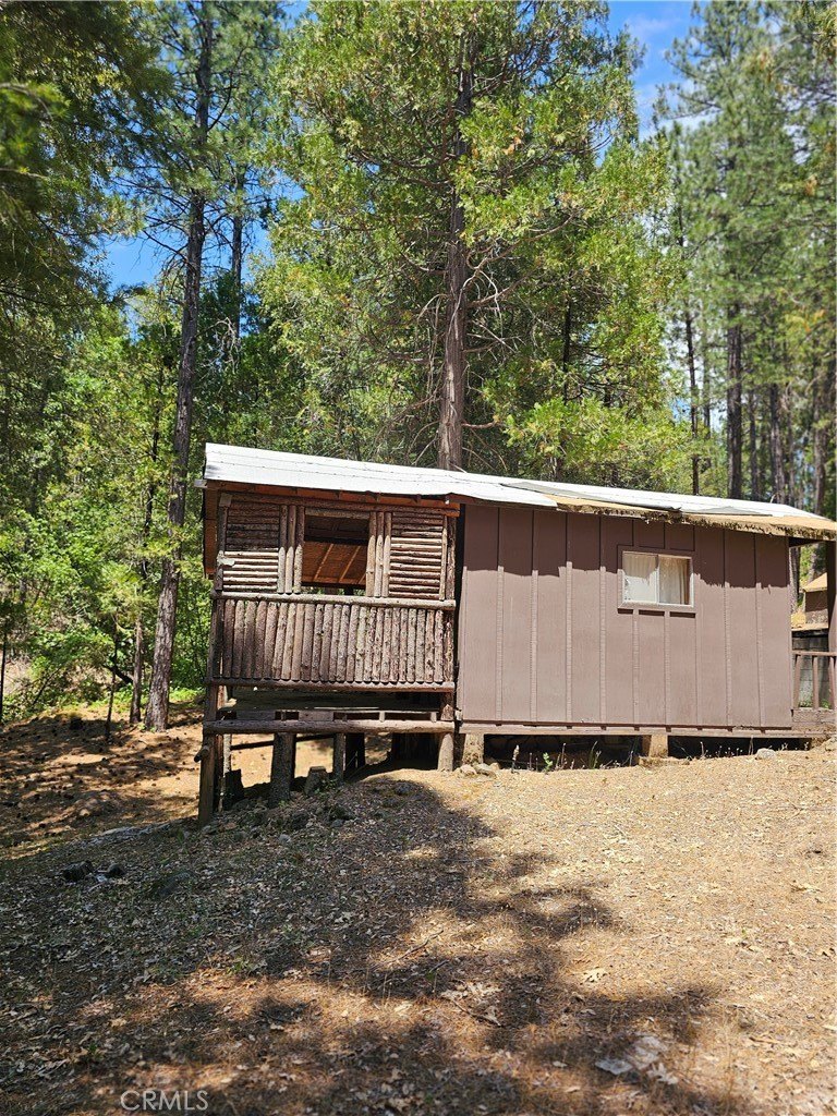 Mountain Cabin Retreat on Acreage