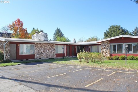 Montavilla Multifamily Investment Opportunity