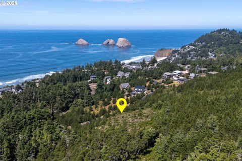 Land, Oceanside, OR