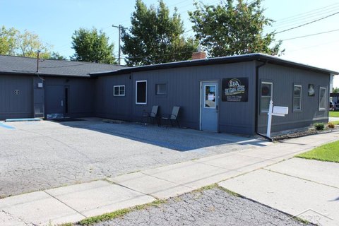 Live-Work Home with Pole Barn