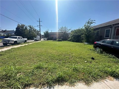 Vacant Corner Lot Ready to Build