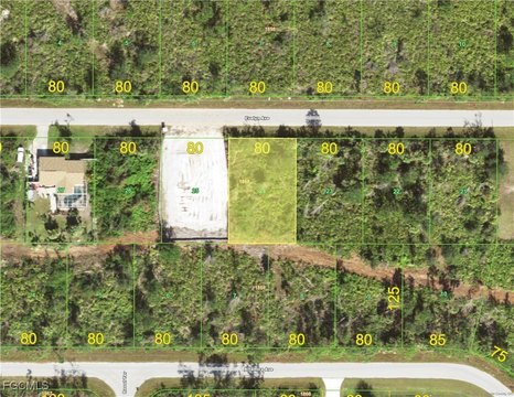 Residential Land in Port Charlotte