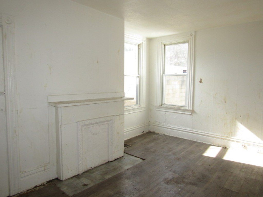 Picture 12