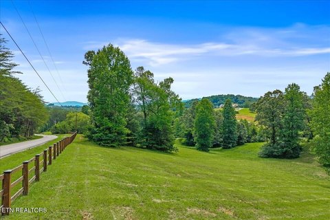 LAND - Madisonville, TN