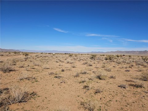 Kingman, AZ 1.15-Acre Corner Lot