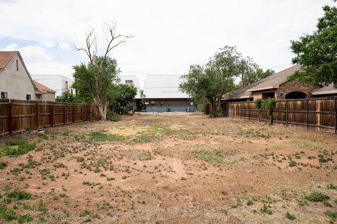 LAND - Lubbock, TX