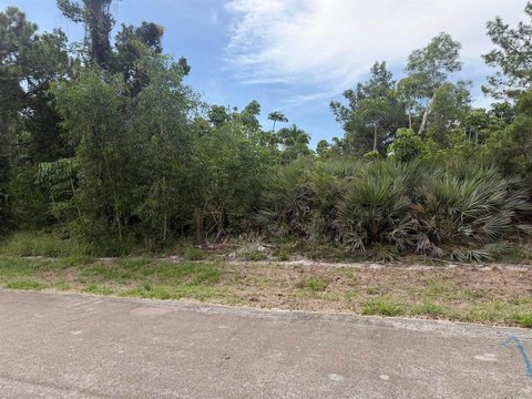 LAND - Stuart, FL