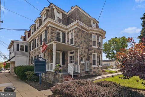 Malvern Borough Commercial Building