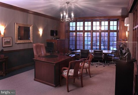 Renovated Office Buildings Near Courthouse