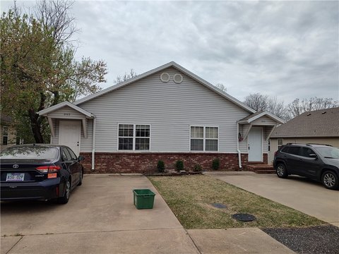 Fayetteville Duplex in Prime Location