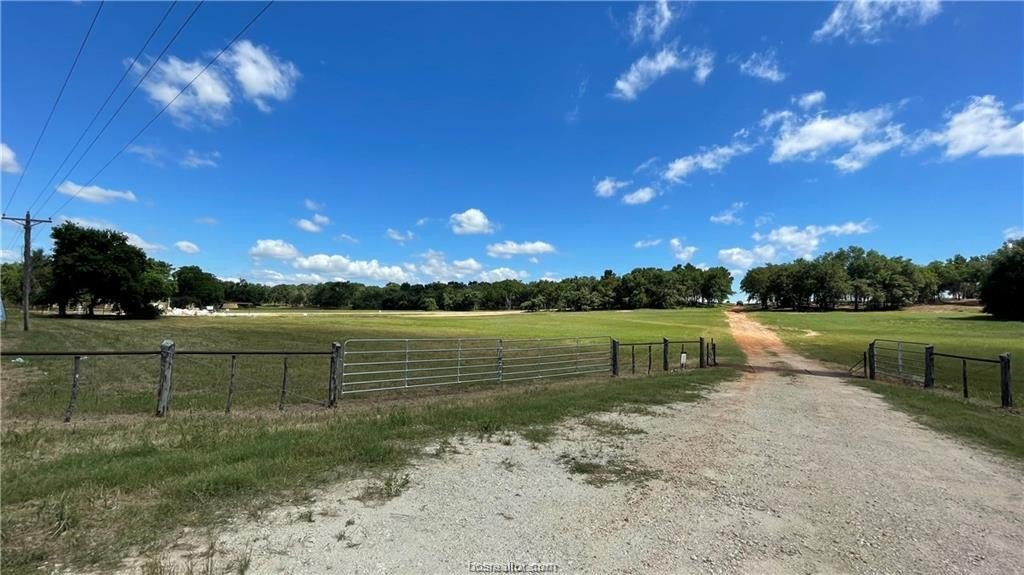 3 Acres in Gated Community