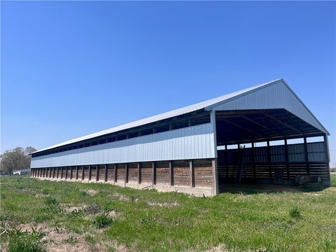 Fayetteville Land with Stacking Shed
