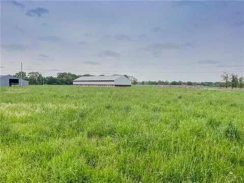 Fayetteville Land with Stacking Shed