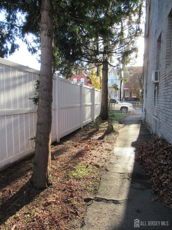 Picture 8