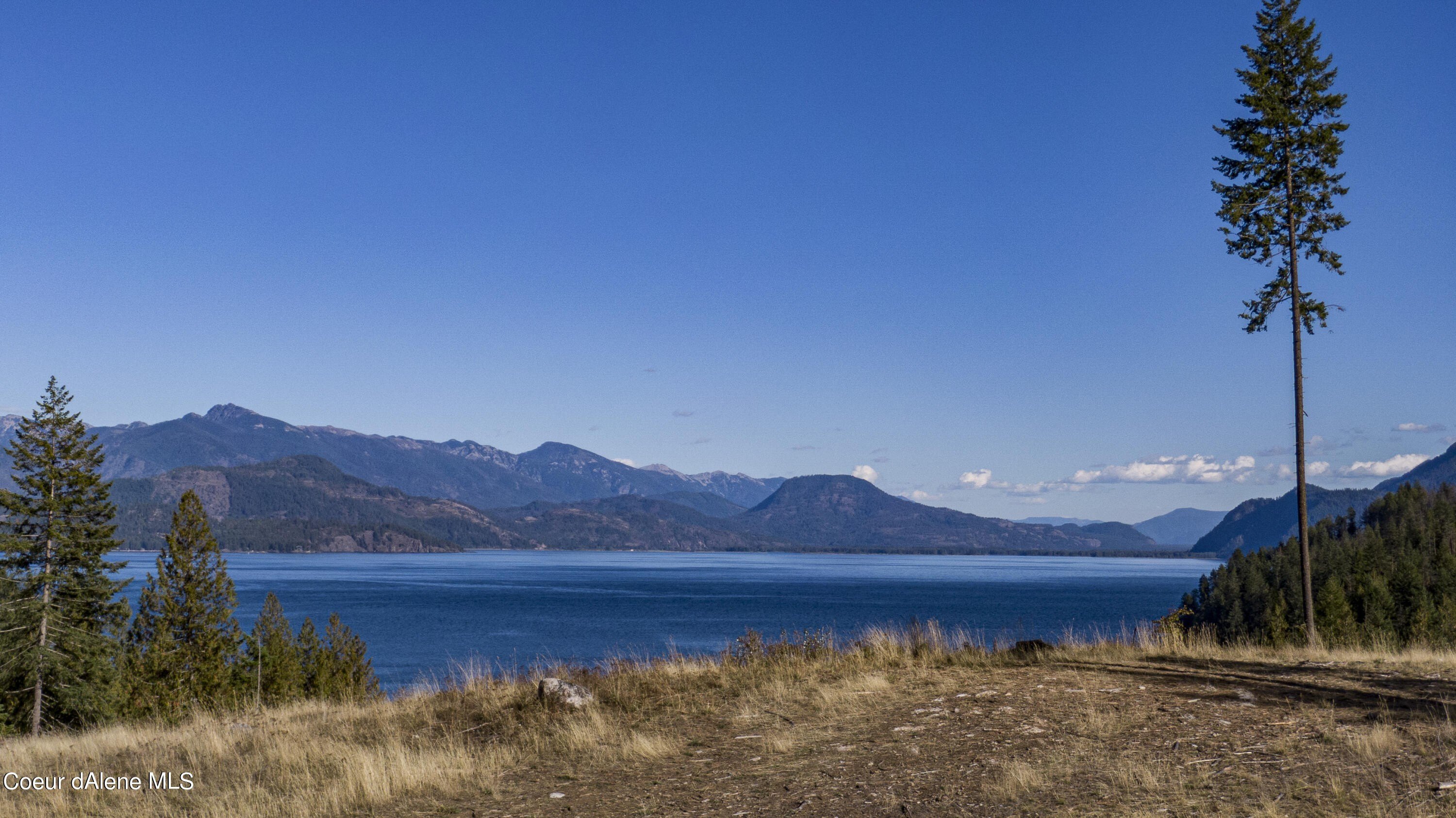 Sagle Land with Lake Views