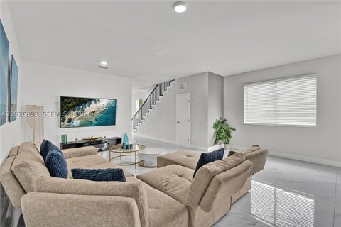 Furnished Duplex with Balconies
