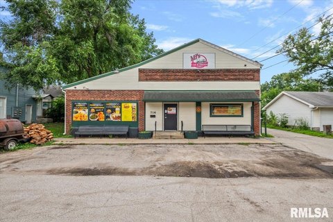 Turnkey Restaurant with Basement