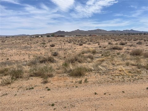 Commercial Lot in Valle Vista