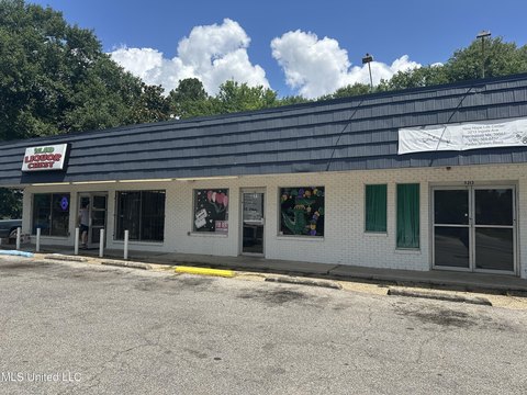 Versatile Pascagoula Shopping Strip