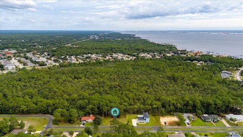 Land, Gulf Breeze, FL