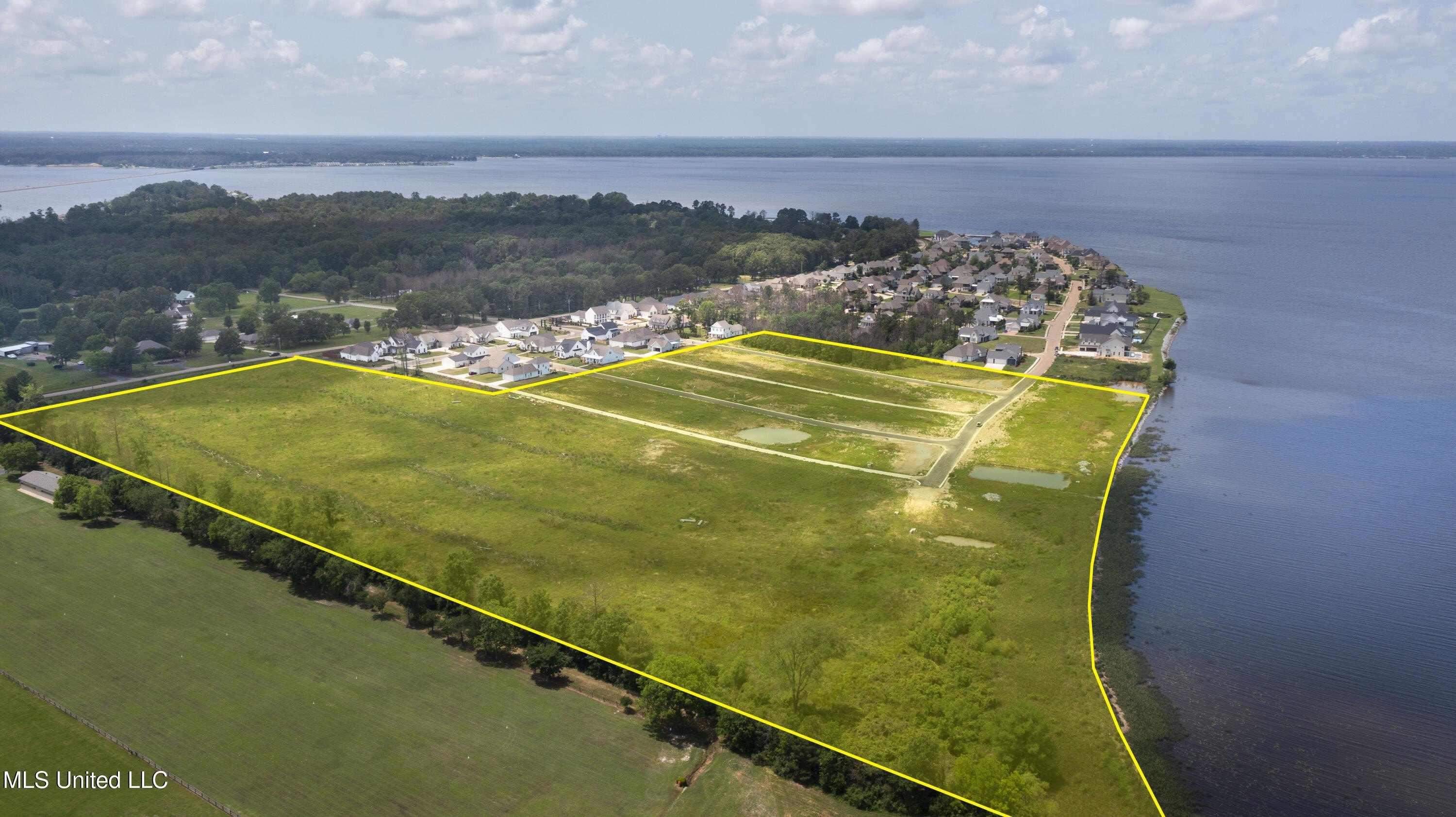 Waterfront Lots in Arbor Landing
