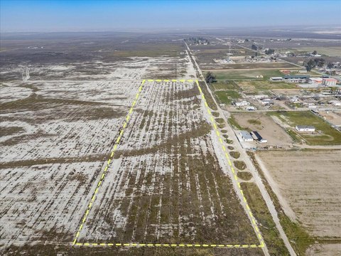 9.6 Acres in Allensworth, CA