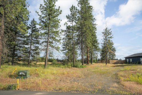 Land, Spokane, WA