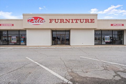 Clarksdale Commercial Property For Sale