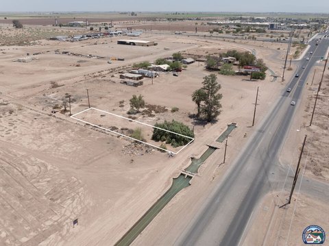 Commercial Land in El Centro