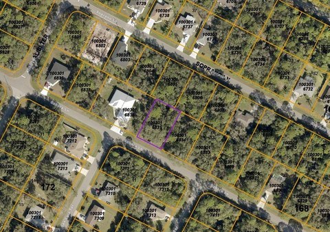 Residential Land in North Port