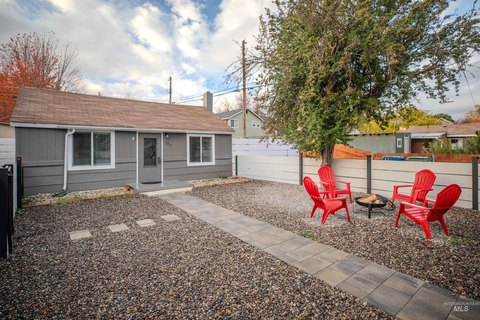 Remodeled Duplex Near Boise State