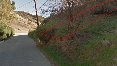 Land in Castaic, California