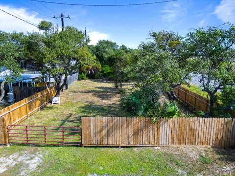 Land, ROCKPORT, TX