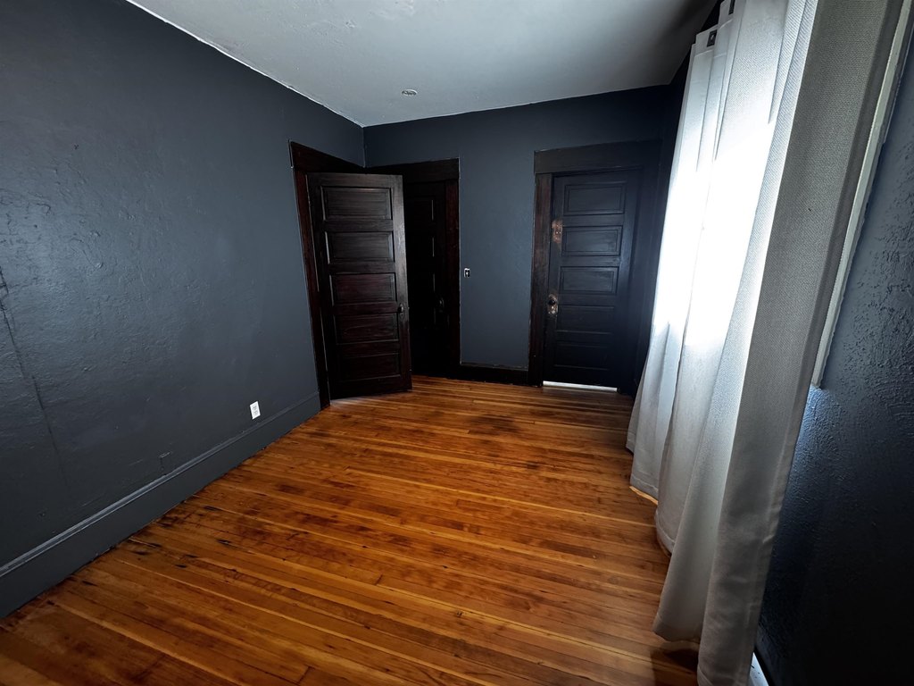 Picture 12
